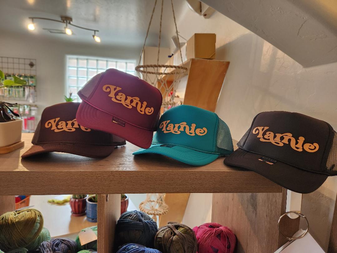HALM - Yarnie trucker hat