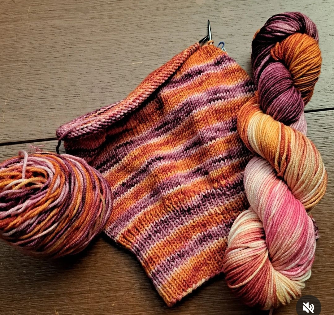Dye Monkey Yarns - Rumba Monkey (DK)
